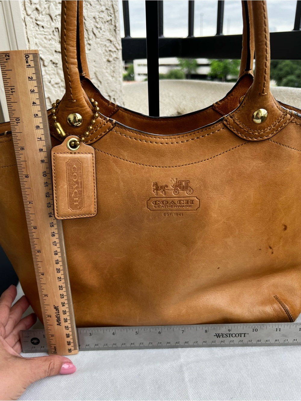 Coach legacy Bleecker Tan Leather Tote Bag - Classic Carryall - Picture 11 of 11